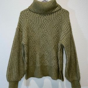 Olive A New Day extra small sweater.